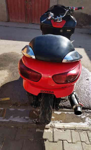 السلام عليكم
فورزة 08 نضيفة وكفاله جيب فيتر وفحص
الدراجة((( مو عميه كير))) سبورت صالنصه رياضي والبلاد موجودة الذيل الخلفي موجود بصمه وسويج طوارئ
ملاحضة الدراجة لا تنقيص لا تبخير مستعجل على البيعة
السعر 680وبيها مجال 
==مكاني ديوانيهًًً مركز == ***********
