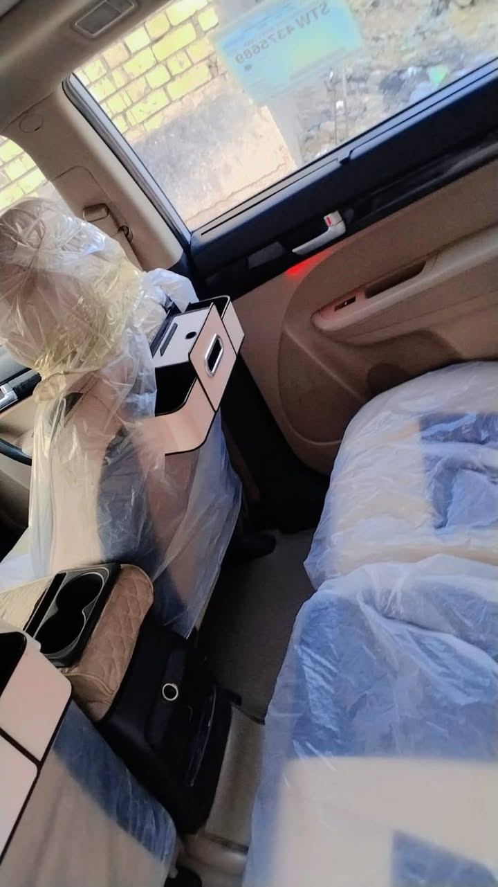 السلام عليكم مرخصة الادمن
سورنتو 2015
فول مواصفات 
بانوراما 
6  / سلندر
7 / راكب
خليجي 
الضرر بالعراق شي بسيط جدا 

السعر 180 وبيها مجال حك الجيه 
الموشراي ليكسر بحلال الناس الله يرحم موتاكم
***********
