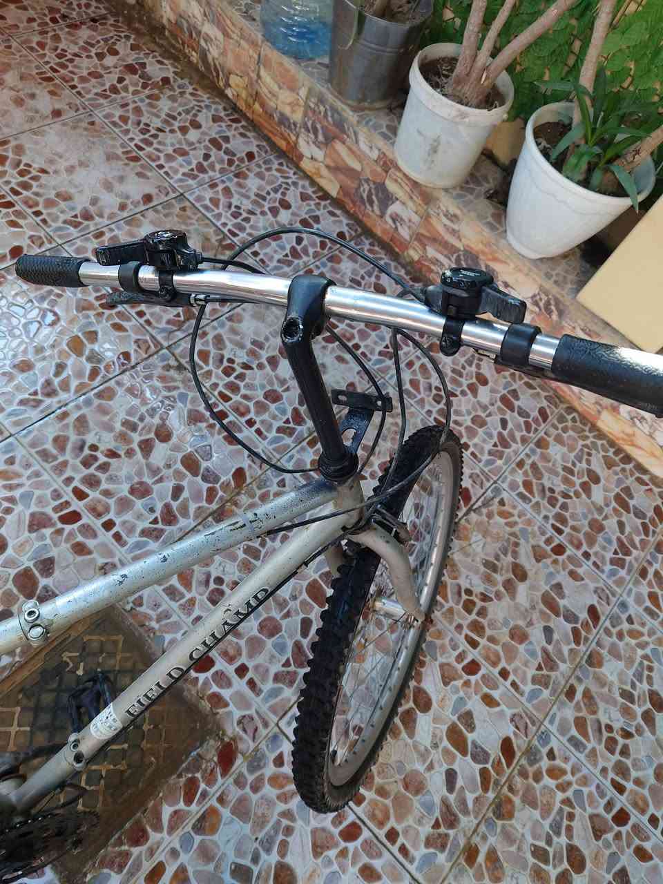 ادفع سعر عجبني ابيعك
***********
