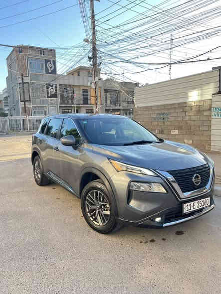 السلام عليكم 
نيسان روج موديل 2021 
رقم بغداد جديد 
محرك 2500 / 4 سلندر المرغوب 
بدون دبل اكسل 
حجز بيئة بلادي 
حادثة دعامية جاملغ فقط حادثة ب منشور 
صبغ جامغ و  بنيد رش فقط بسبب شخوط 
صخة بسيطة ب براكيد ايسر 
ارباك ستيرن فقط راجع سستم شركة
باقي سيارة مكفولة من بارد وشخوط وتكحيل 
كير مكفول 
محرك مبدل من شركة  طابوكة اصلي 
ماشية 73 الف 
سيارة ما ناقصة ولا ربع كاملة من كل النواحي 
بطارية جديدة تخم تايرات جديد 
مواصفات  
رادار امامي خلفي وتوقف ذاتي  امامي خلفي 360 درجة بلادي 
نقطة عمياء
اهتزاز ستيرن عند عبر خطوط الشارع بلادي
حساسي امامي خلفي بلادي
شفتات ستيرن 
تحكمات ستيرن 
كامرة خلفية بلادي 
شاشة كبيرة دعم كار بلي بلادي 
داخل لونين مطعم اسود وجوزي 
ستيرن تدفة كشنات تدفة  
تبريد قطعتين 
بصمة وتشغيل عن بعد 
ثلاث مودات ( سبورت ، ايكو ، عادي ) 
كشن نص كهرباء 
لايت زينون بوجكتر زينون  بلادي 
لد خلفي بلادي 
تحديد مسار تحديد سرعة 
الكبر اوتماتيك و عادي 
مانع انزلاق 
بعد بية مواصفات 
 سعرة 184 بية مجال 
مكان بغداد العامرية 
*********** واتساب
