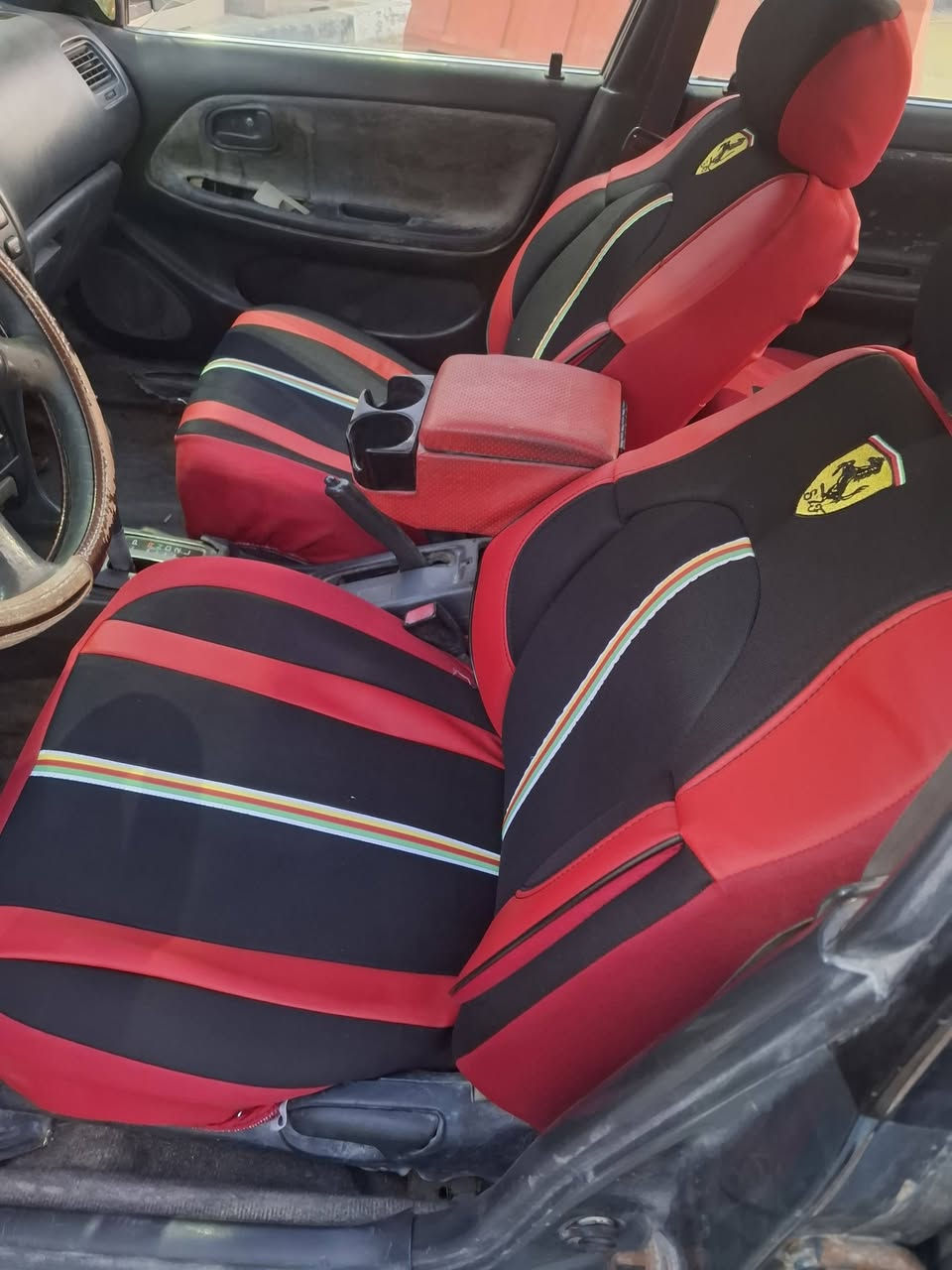 بسم الله الرحمن الرحيم
كورلا 1995 مصبوغه عام  لون أخضر غير محدد 
تايرات تبديل جديد محرك وكير ما شاء الله 
رقم دولي بصره جميع اصولياته موجوده كامله وباسمي تحويل ثاني يوم السعر 46 المكان البصره كرمه علي 
اتصال و واتساب ***********
