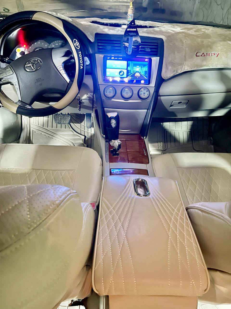 كامري 2011 GLX. صلتنه عمان فول فول موصفات
كير محرك بشرط سنويه جديده 
بسمي تحويل مباشر. رقم ءينكليزي 
جديده. رقم اربيل الجديد وسنويه جديده31
   فتحه. كوشنات كهرباي. مرايا كهربايه. 
حساسات اماميه وخلفيه
داخل لونين وصاج
ســعــر  ::  130

فورميكا.  بلاجكتور. ٣ برده.  تبريد سلج. 
فوليوم   تحديد صورعه.  مرايا الشاره.  
شاشه   كاميرا.  هتدددددد. 
سياره سونر موجود. بس هاي.
  مكانك كركوك    

رقم صاحب سيارة
***********
