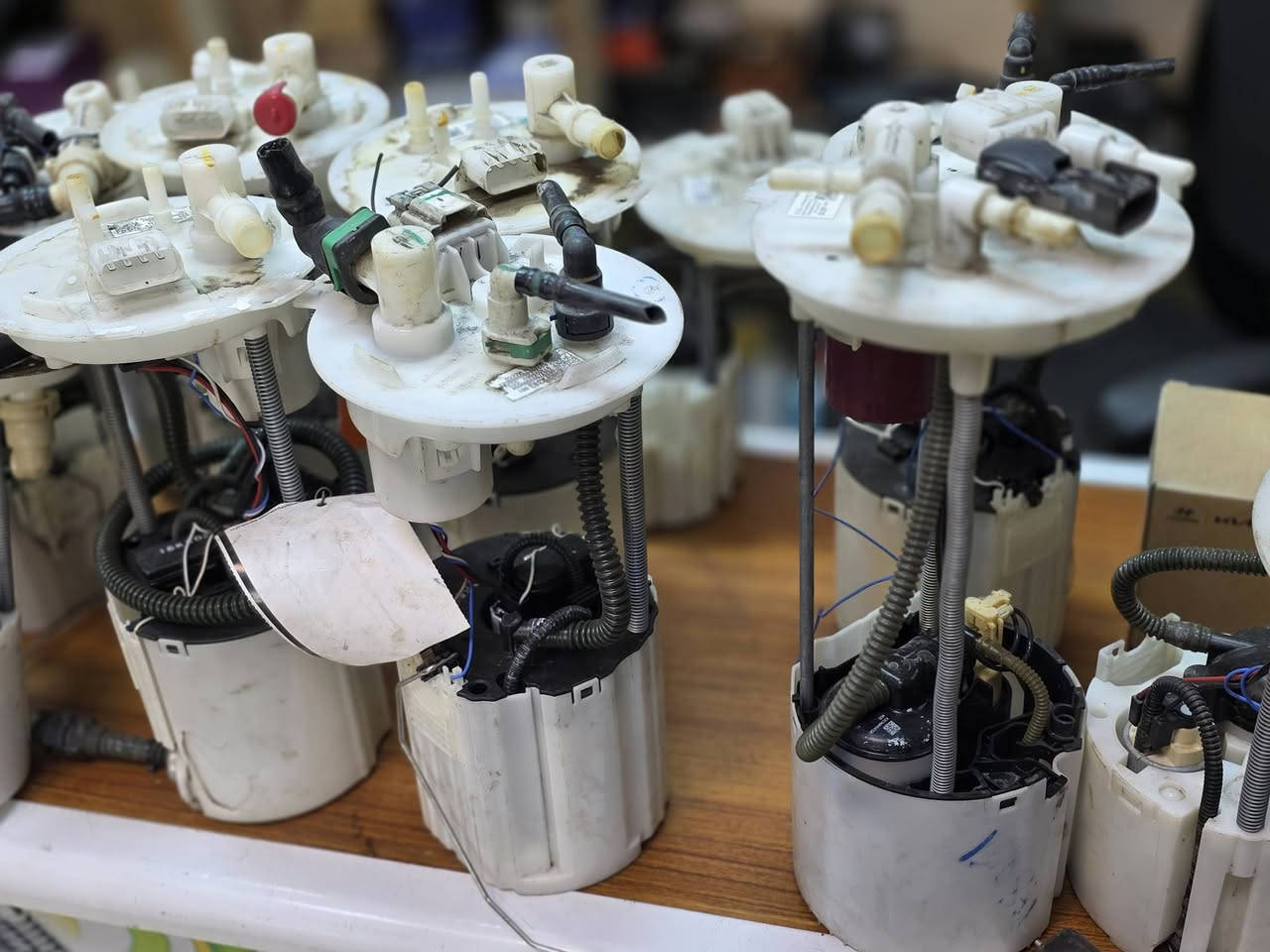 متوفر قواعد فيتبم جميع انواع السيارات الأمريكية ضمان استبدال ٣ أشهر اسعار مناسبة.. ***********
