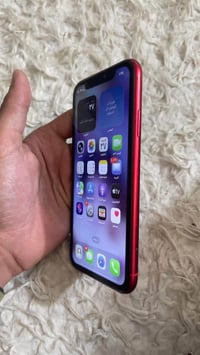 ايفون 11 • بطارية 100 • نضيف