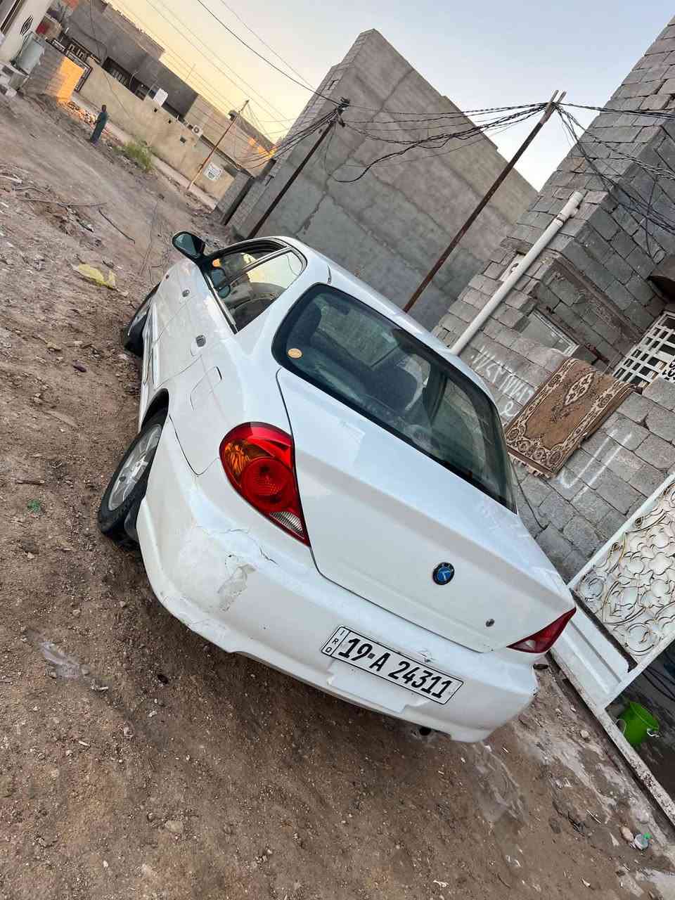 السلام عليكم 
كيا سبكترا2001كوري
سيارة خير من الله شوف عينك مثل الصور
حدادية نص عمر 
كير مكينة خير من الله لاتنقيص ولاتبخير
كير عادي 
رقمها كربلاء دولي بسمي 
مكانها كربلاء 
السعر 36
للأستفسار الاتصال علرقم ***********
غير متواجد علنت رجائآ
