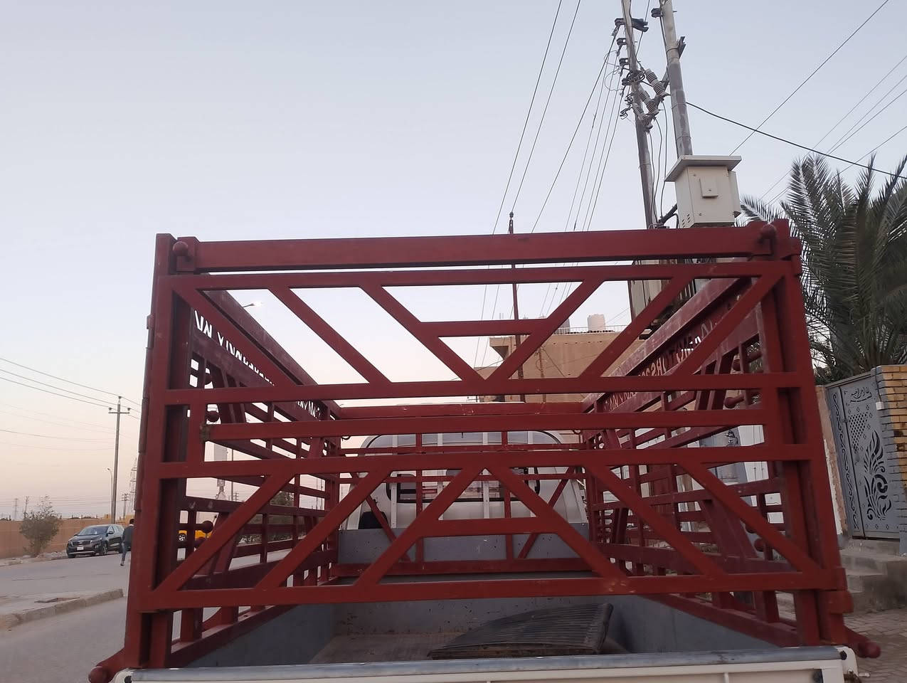 السلام عليكم محجر كيا بنگو فحل للبيع المحجر نضيف كلش لا خياس ولا زنجار حديد ثقيل تفصال الصويرة السعر 600وبي مجال ***********
