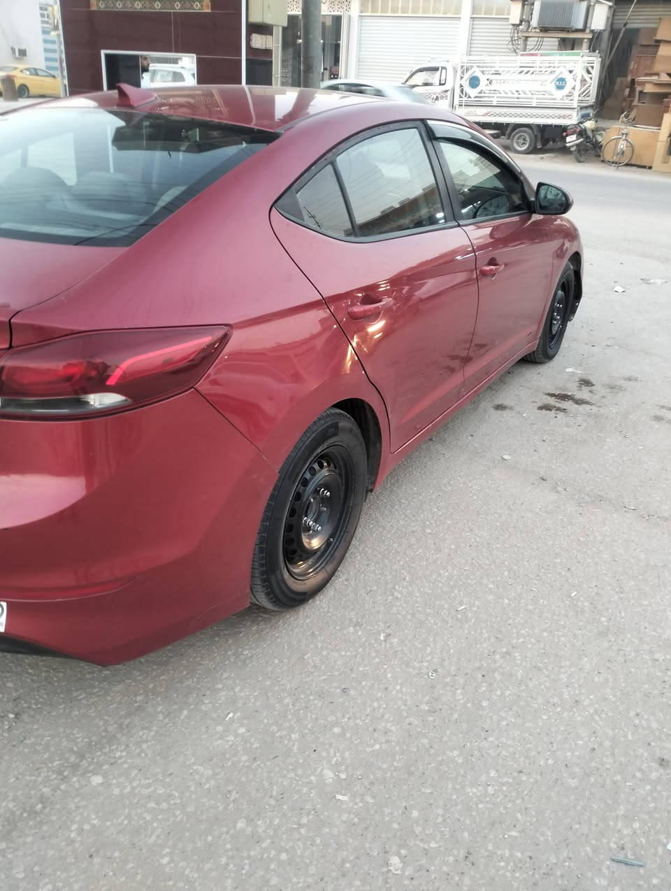 سلام عليكم لانترا موديل ٢٠١٧امريكي حادث بنيد امبدال وجاملغ بي بارد بيع او مراوس مكاني بابل ***********
