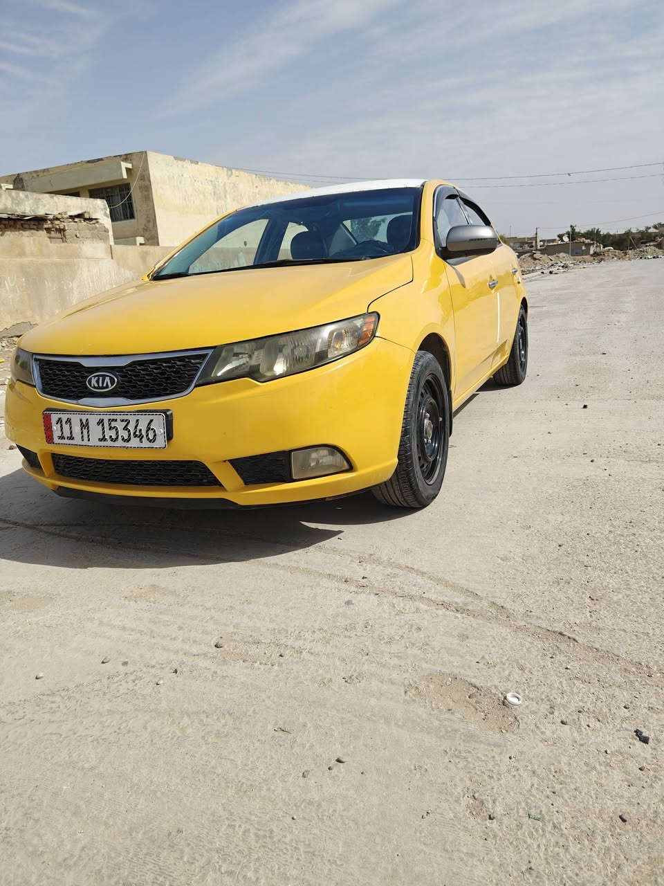 فورتي 13 كير عادي بأسمي سيارة جاهزة كبل للشارع ما نقصها شي سنوية ل 27 مصفرة هيئة وغرامات السعر 74 مكان السيارة ديوانية المركز 
***********
