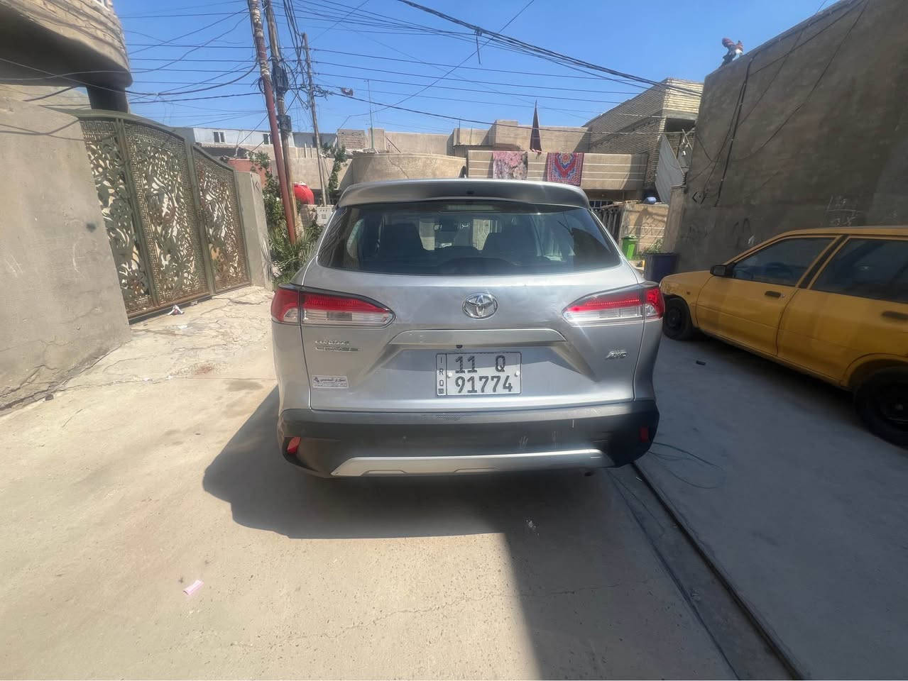 كورلا كروز
موديل 2022بانزين فقط بانزين فقط
ماشيه 45 مايل
مكينه 2000 
صبغ قطعه واحده فقط بنيت فقط مكفول لغود شواصي حادث سطحي سياره في جديده بمعنه الكلمه 
ملاحضه : بيها بارد في اماكن شويه بلقماره مال تحميل وبيها شويه بقبق جنطه 
مكان السياره بغداد الدوره 
السعر 153 $ ورقه وبيها مجال 
مواصفات
تحكمات ستيرن فول
شاشه كبيره
كار بلي 
هند بريك دكمه 
رادار امامي
تحديد مسار خروج 
للتواصل *********** بغداد, العراق
