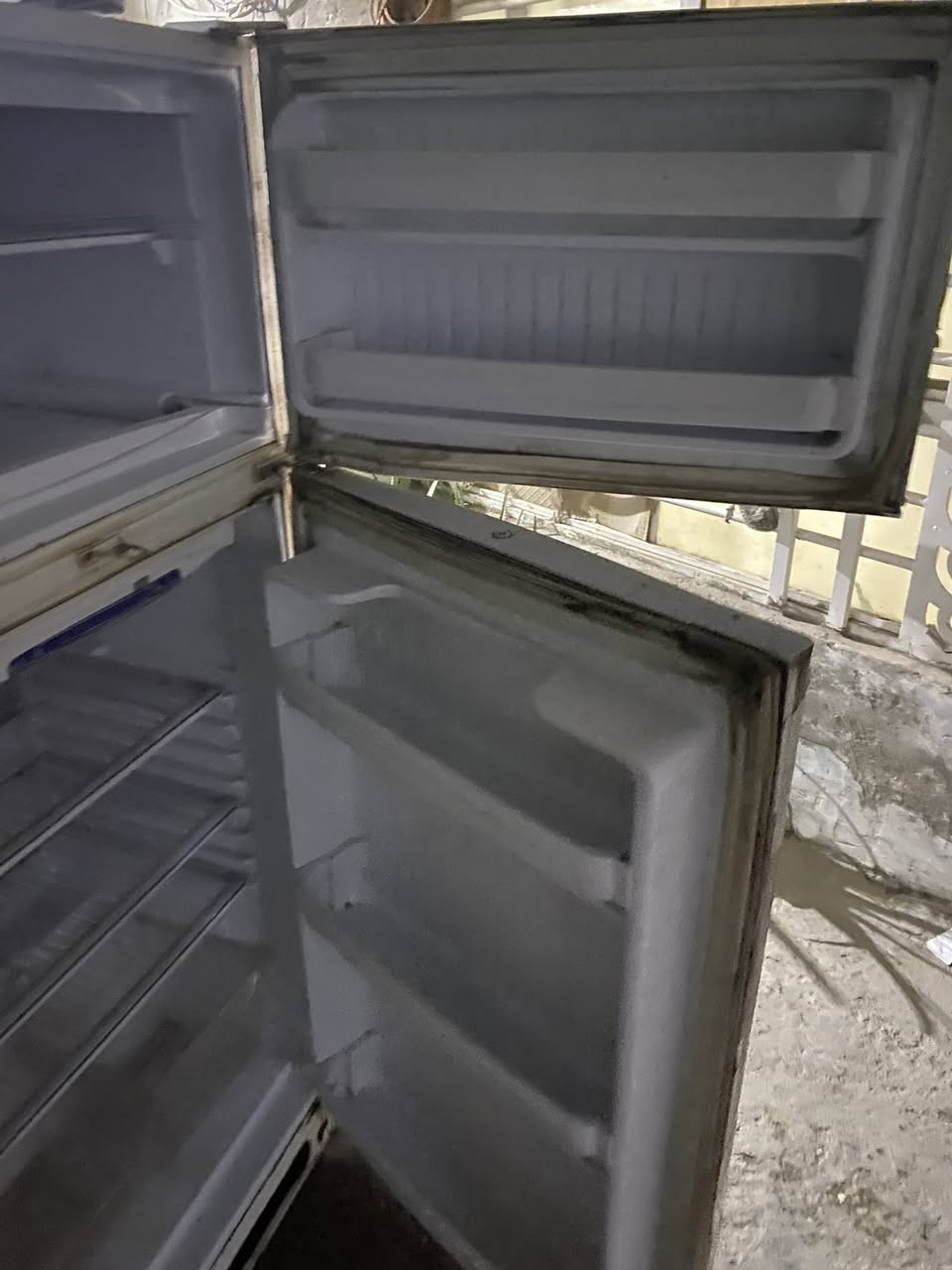 اسلام عليكم  عيوني ثلاجه لبيع نضافته ٧٠٪؜ثلج فول وتبريد فول لا مصلحه ولا شي تاخذه واطيك ضمان بيه المكان كربلاء حي التحدي سعره ٧٥وبيه محال لعيونكم مستعجل عله بيعته


**إذا كنت صاحب هذا الإعلان وتريد حذفه لأي سبب، رجاءا أرسل رسالة إلى الدعم الفني**