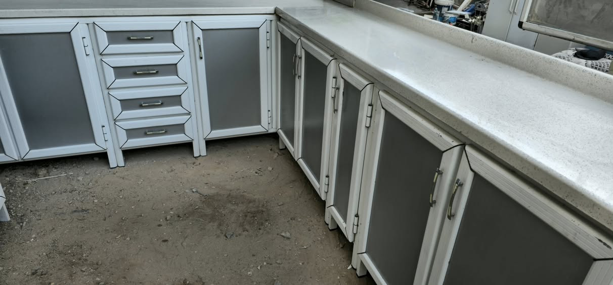 نبدل كاونتركم القديم مع كاونتر مستخدم أو جديد من عدنا
كاونتر تركي تسكام فر
السنك مترين وحده
الكاونتر الباقي مترين ونص×مترين ونص كله مرمر تركي 

سعره ٥٠٠ الف

مكانه كربلاء حي النضال قرب بيت المختار محمد داهي
نهايه شارع سوق حي البعث (الكراج الاخير)

*********** واتساب 

تابع البيج المستخدم لمزيد من العروض
https://www.facebook.com/share/1Am2wx1tDo/

https://www.facebook.com/share/1Am2wx1tDo/
رابط البيج للجديد
