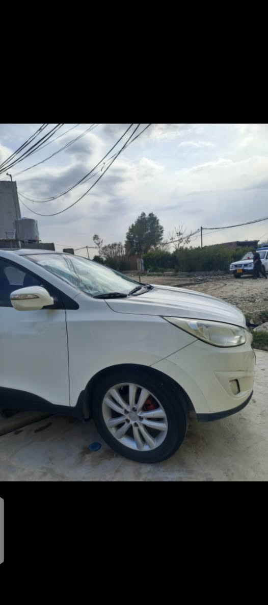 260km 😎🎁️ السَّلَاْمُ‌ ‌عَلَیْکُم‌  تۆکسۆن 2010 زۆر پاکە 260هەزار ڕۆشتووە   تەنها یەک پارچەی لەی سایەک ساردەکوتە کامل مواسەفاتە بەسمە.شاشە. پانۆڕاما. تۆماتێک. سوکان ڤۆلێۆمە بۆ پەیوندی کردن ژم *********** أربيل, العراق
