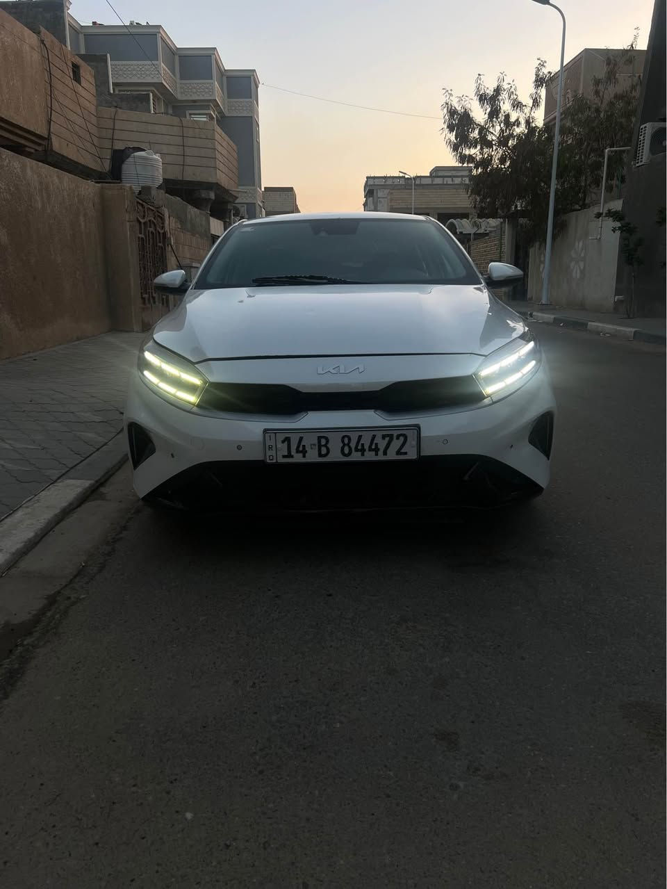 سياره فورتي مديل ٢٣فول تتدفه كشنات رادارات امامي بيها اربع انضمه تحكم ستيران تحكم سرعه بيها نضام ل Sبيها مواصفات كلش هواي حساسات اماميه خلفيه مرايات شفط وترحيب بصمات ٣جنطه تنفتح حين وصل الها بيها موصفات كلش هواي سياره وارد كوري ضربتها جاملق وبنيد وتعديل داخلي بكوريه وجاملق ثاني مقسم وضربتها عندي ل يحب ادزها اله وبخدمته علمن الوارد كوري معروف سعر ١٢٣بيها مجال سياره حره سنويه ٢٩ سياره ماشيه ٦١kبعدهي بريحت شركه تبريد حداديه سياره بعدهي كارتون عنوان بصره زبير
*********** الزبير, البصرة
