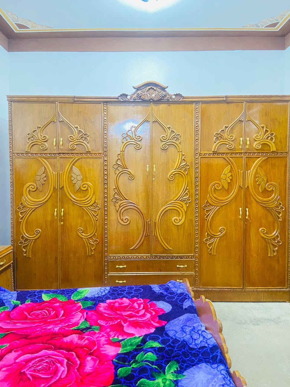 يتوفر غرف نوم اشكال ديكورات صاج عراقي حطاطه و كناتير أبو 6 ملحق طابقين 
أبو 4 جديد مو مستخدم 
بسعار مناسبة 
ونقل وشد مجاني واصل لباب بيتك 
عنوان الرمانه البعبيد 
***********/ بي وتساب
