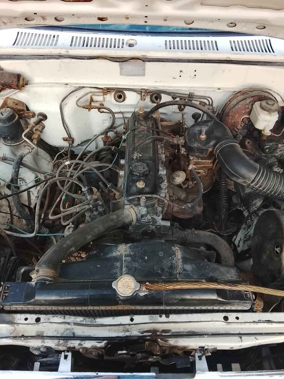 سلام عليكم بيكم تيوتا موديل 89 محرك كير اكسن شاصي كله شرط رقم بغداد تحويل مباشر هاذا رقم هاتف وشراي يدلل. ***********
