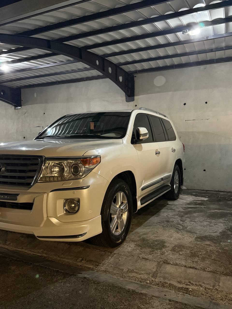 السلام عليكم ورحمة الله وبركاته
لاندكروز 2012 فول بصمه +فتحه سياره نضيفه جدا وجاهزه ربع ماتخسر عليها جاهزه من حداديه كير مكينه ماشيه 160 الف

 منضومة زنون عالي ناصي شرط ع البلاد كشن كهربائي 

سعر 370 وبيها مجال للشراي رقم بغداد دولي تحويل مباشر

عنواني الديوانيه اتصل وتدلل

***********
