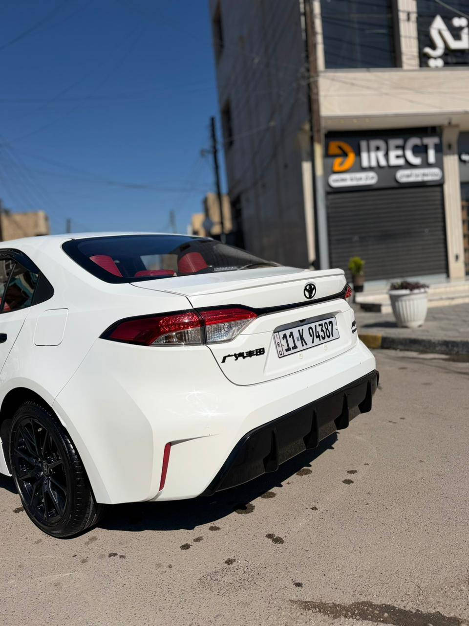 السلام عليكم
تيوتا كورلا موديل 2025 بلاك ادشن

فول مواصفات 

كشتات جلد داخل احمر

كراسي كهرباء تحكم ستيرن جهتين

اوتو عواد 

سايد بريك بصمة 

توقف ذاتي

رادارات امامي خلفي جانبي نفطة عمياء 

إشارة ترحيب

بصمة تشغيل

 فتحة سقف 

السياره ع وضع الشركة 

ماشية 12

 العنوان بغداد 

***********
