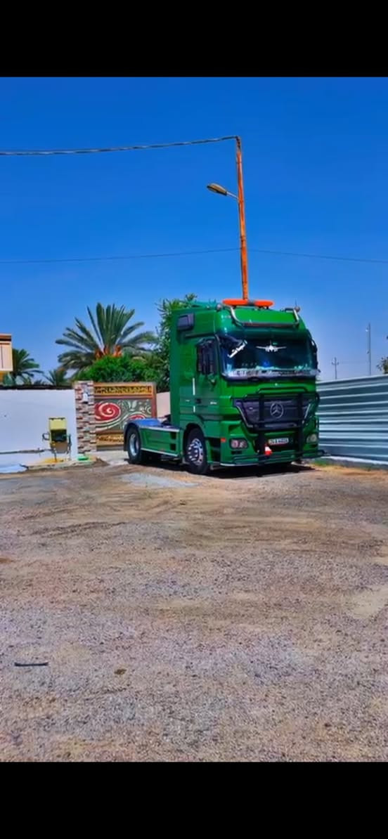 السلام عليكم 
اكتروز دمعه 
موديل 2008 
حجم 18.44
عرجه 12 نمره 
فول مواصفات كامره حساس ثلاجه بردات كهرباء 
تبريد خزن تشغيل عن بعد
رقم دهوك اجنبي تريد بس راس 
تريد فصل وربط ماكو مشكله
سياره جاهزه طوناج جي بي اس 
السعر :350$ ورقه بس راس
العنوان : الفلوجه / الخط السريع / مدينه المعارض 
معرض الرشيد 
للاستفسار :*********** او مراسله الصفحه
