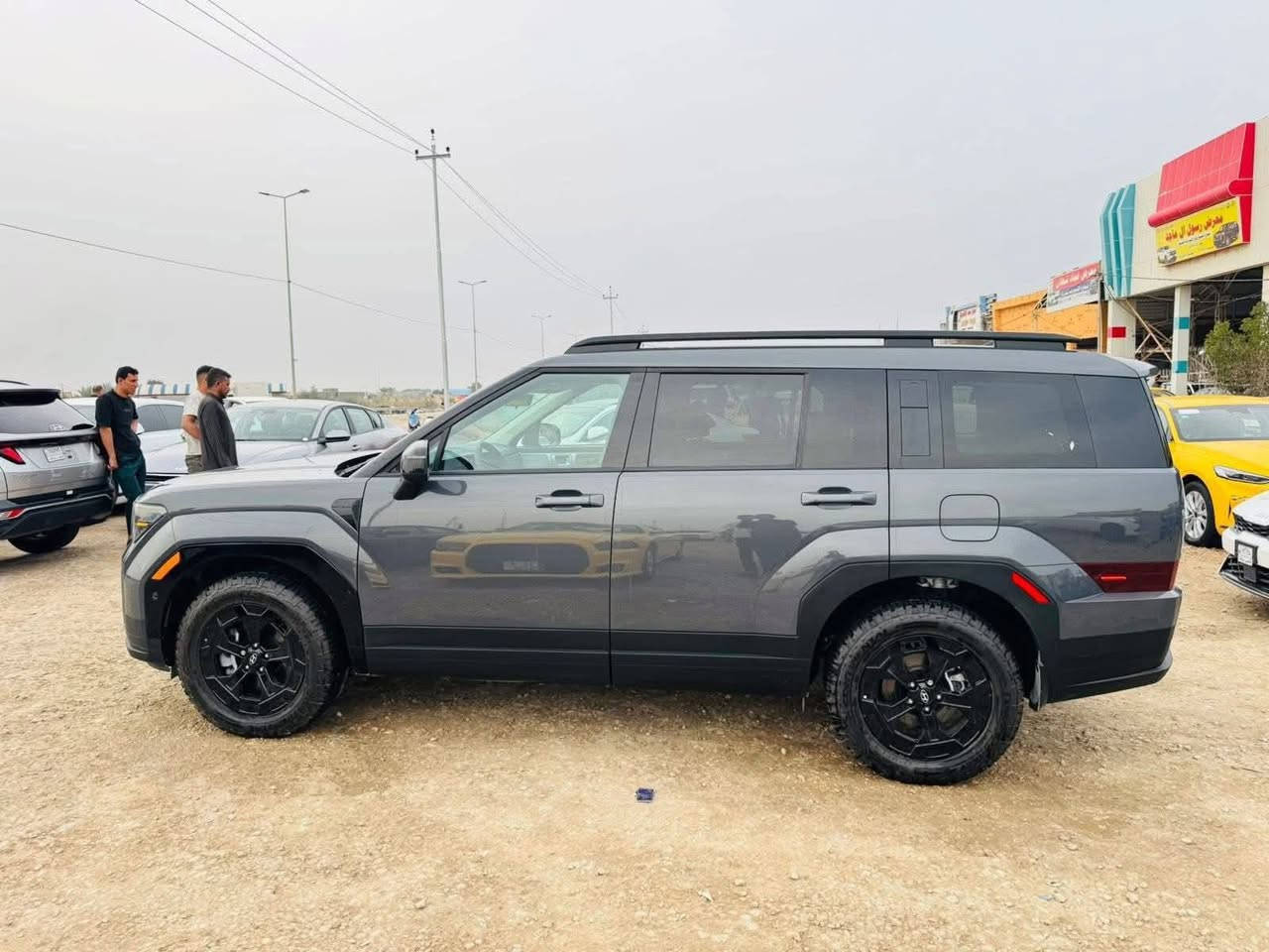 للبيع او المراوس
هونداي سنتافي 2025 امريكي 
مرقم مثنى شهداء 
حادث تبديل جاملغ فقط 
محرك 2500 توربو سبعه راكب 
ماشيه 400 كيلو فقط زيرو 
السعر 240$
العنوان المثنى الرميثه معرض اثير الجياشي 
التواصل واتساب فقط  
***********
