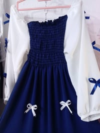 فستان • بلاستيك • النجف