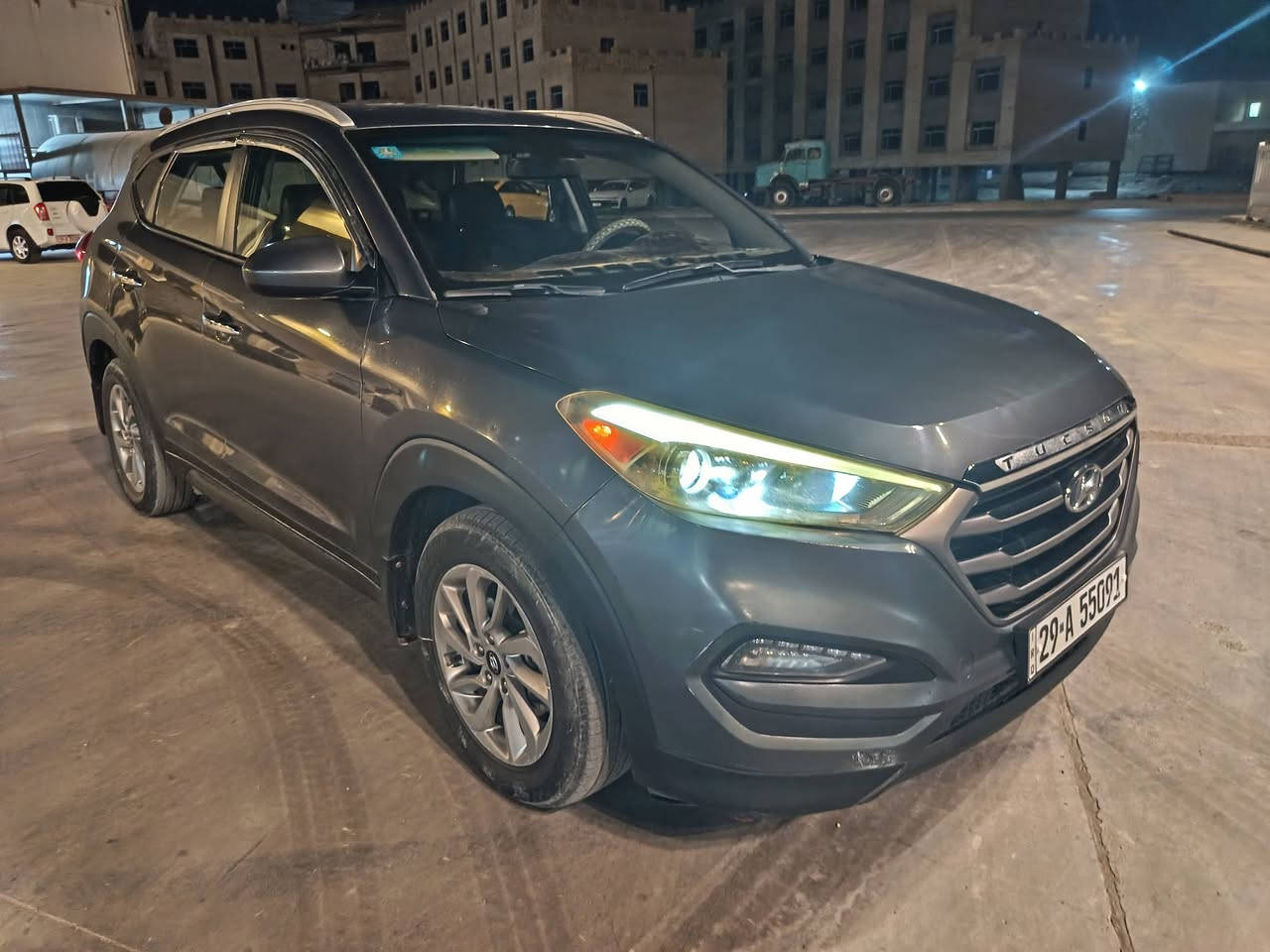 للمراوس شعندك نزل
السيارة ضررها بس قبق الجنطة مرجع مثل ما هو بدون صبغ وبدون دواخل وهذا رقمي للأستفسار ***********

