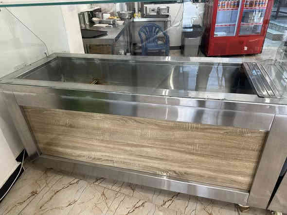 للبيع   

فرن بيتزا سمارت
عرض 1.80
ارتفاع 60
حماية شرقي عمل 
عدد 2 
10 بلانك مربع
العرض1.85
يوجد اغراض مطبخ كامل للبيع 
للتواصل ***********
