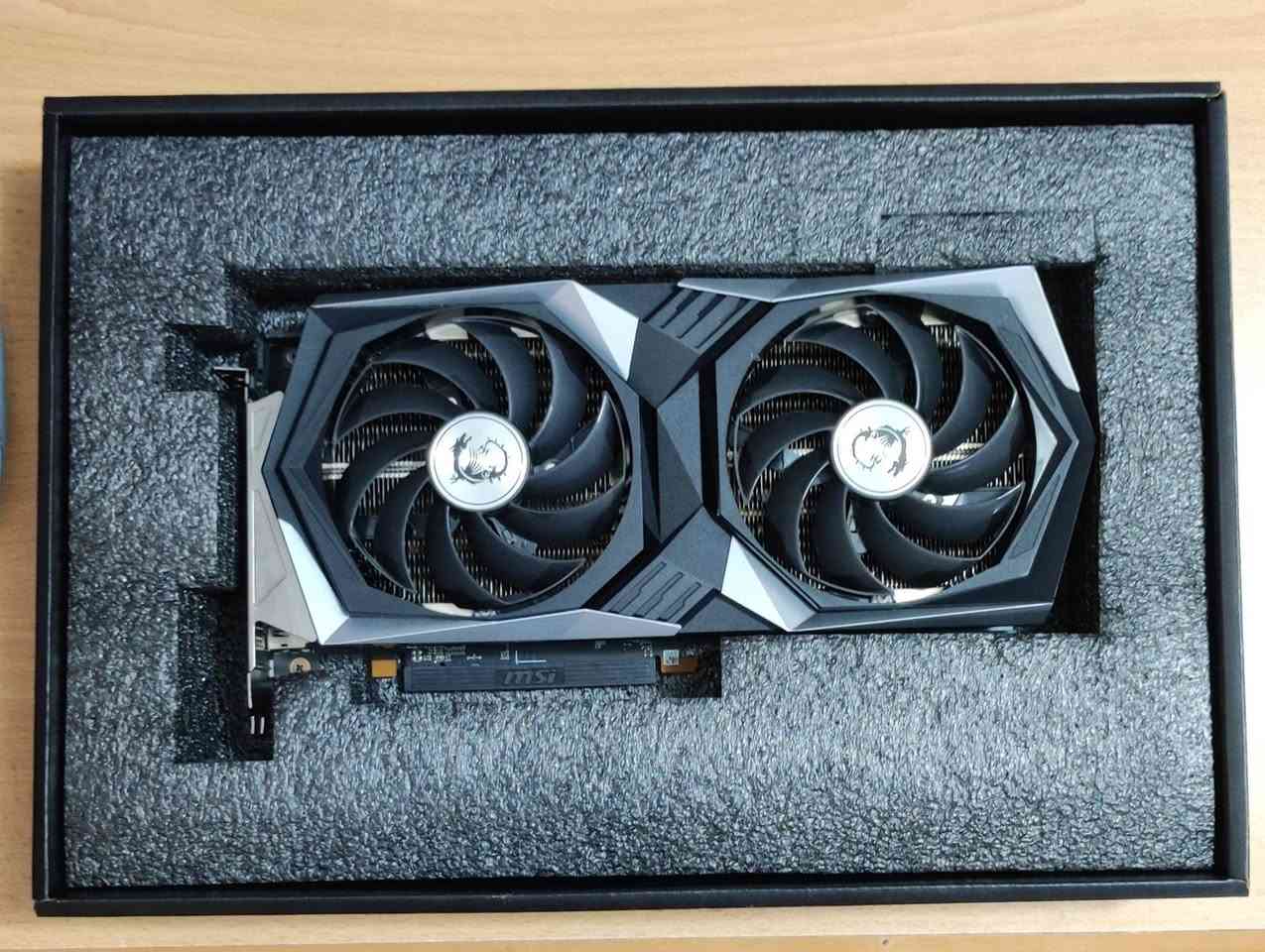 السلام عليكم 
كارت شاشه للبيع 
RX 6600 XT 8G MSI GAMING X 
نظافة فول بالكارتونة ما مفتوح 
السعر 310 الف قفل سعر ثابت 
مكاني بغداد


**إذا كنت صاحب هذا الإعلان وتريد حذفه لأي سبب، رجاءا أرسل رسالة إلى الدعم الفني**