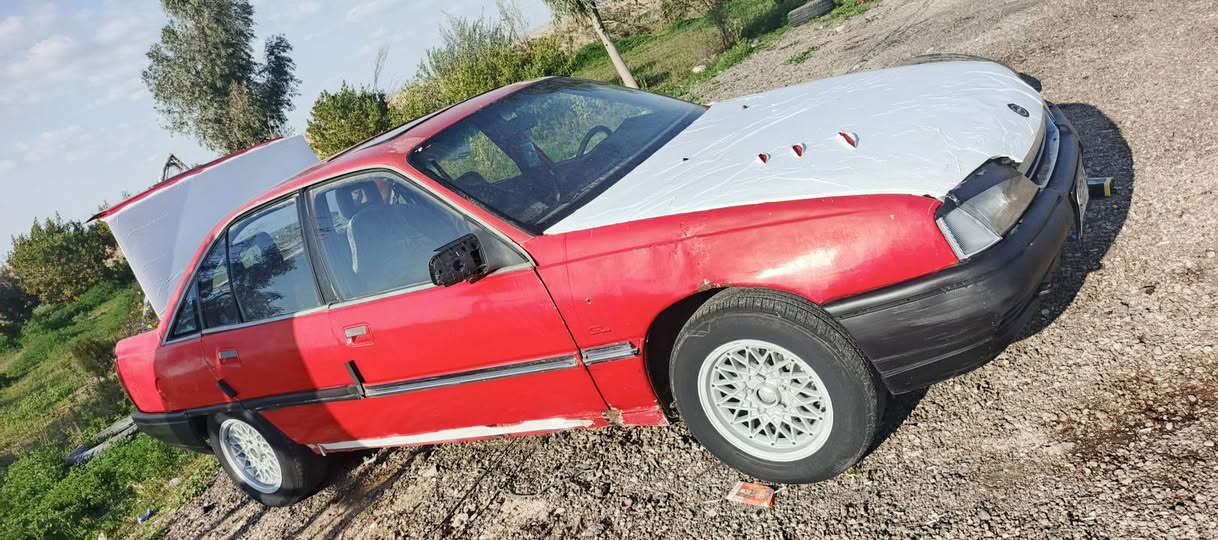 اوبل اوميكه موديل ٨٨ كربون بنزين بيه رقم كركوك السعر 20 سنويه صاقطه مكاني كركوك التصال ***********
