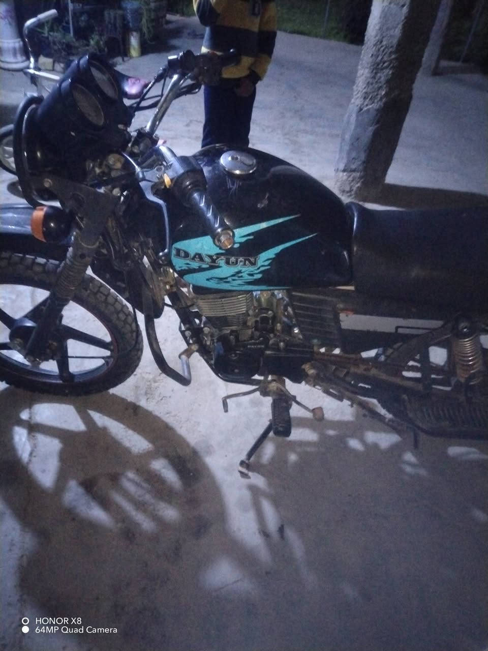 دراجة لبيع دايوان جبلي موديل 221اي نقص مابي ***********سعرخاص
