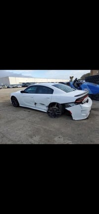 چارجر ٢٣ مراوس  بدورنكو ٢٢ وفوك وحادث بسيط وربي يحفظ الجميع07711079855