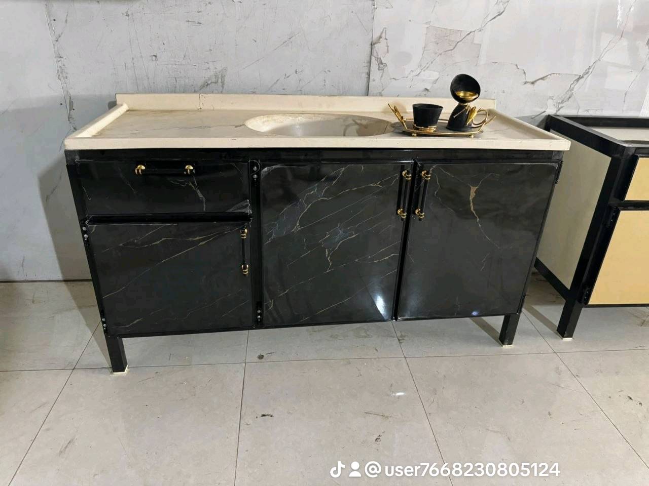 سنك قياس متر ونصف 

السعر عل خاص 

التوصيل 🌹الجميع محافضات العراق الاحجز والاستفسار راسلو الصفحه