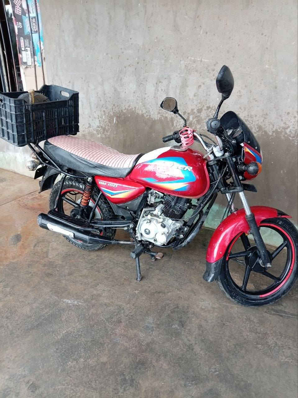 السلام عليكم... دراجة بوكسر. موديل 19

رايدة مراوس ب ستوتة.. مكلف بالنشر. رقم صاحب الدراجة ***********
