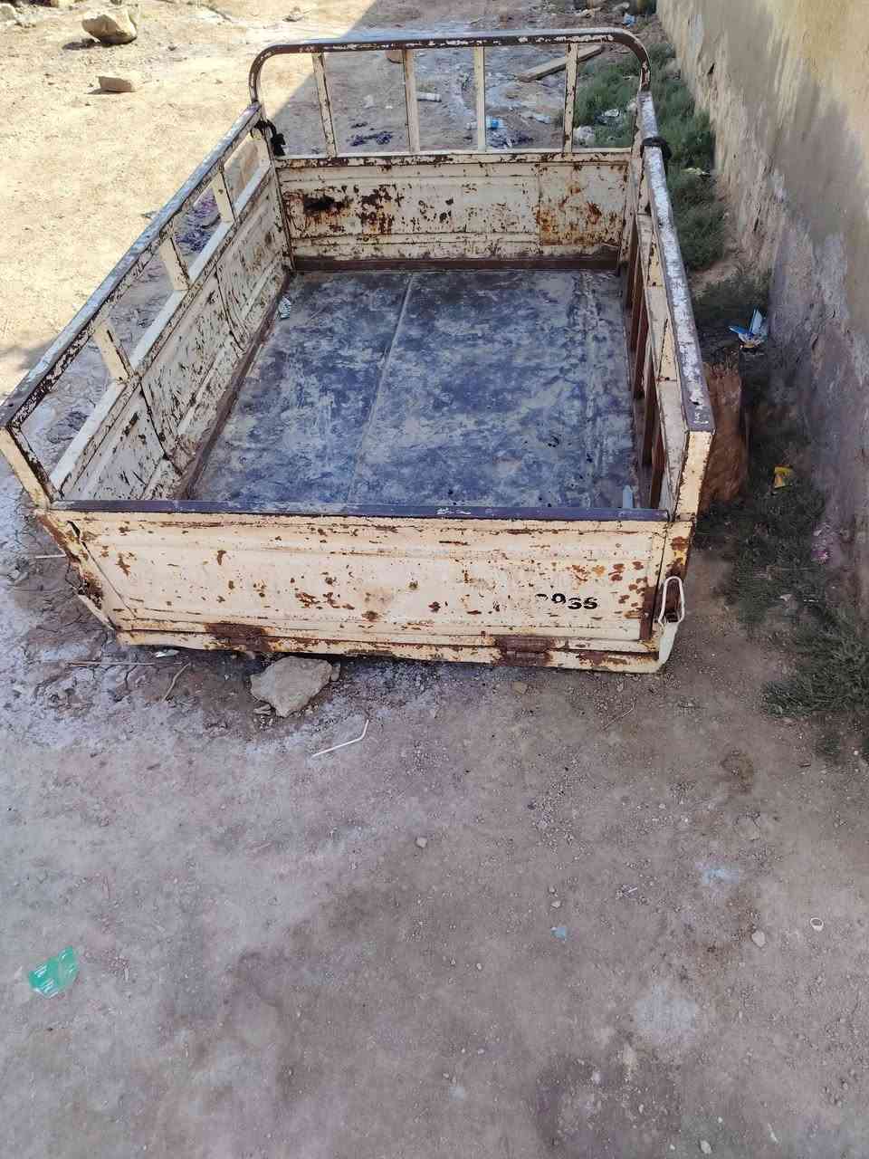 بدي لبيع سعره ١٥٠ الف كلشي ما بي ***********
