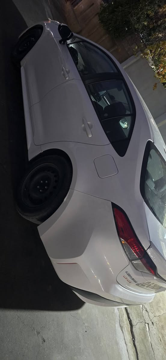 كورلا ٢٠٢٢ بدون صبغ وبدون ارباك ماشية ٤٧ ميل كير ومحرك بشرط وبيها دفتر البنزين سعر ١٦٧ وبيها مجال ان شاء الله *********** وسونار موجود بالمنشور كركوك, العراق
