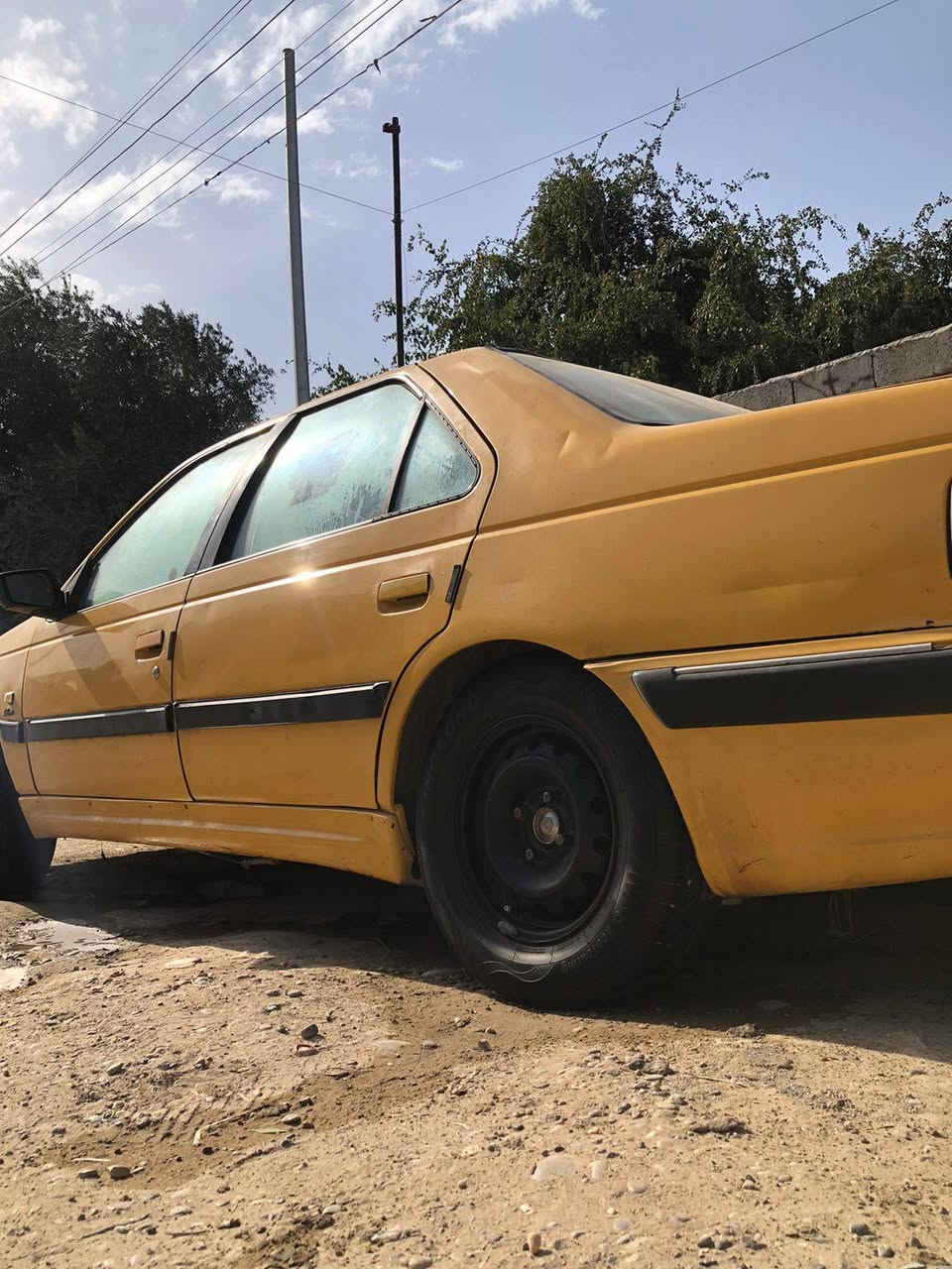 السلام عليكم بيجو بارص موديل 2010 
مكينه مجفته جديد كلها جديده سويتها ناعمه 
كهربائيات كلها جديد العنوان شهداء البياع 
السعر 29 وبيها مجال


**إذا كنت صاحب هذا الإعلان وتريد حذفه لأي سبب، رجاءا أرسل رسالة إلى الدعم الفني**