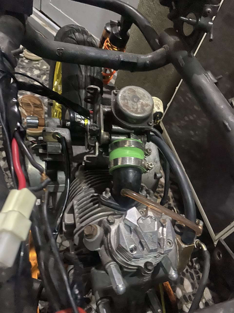 مرحباا ماكس 63 راجع الشراي وتساب فقط *********** تزويدهه
دبل امامي انس سي واي 
ال خلفي كوسو
عمضه جيسو
يدات ان سي واي 
كابريتر حجم ٣٢ 
كور تتممارك اربعه ولف 
بوشه ليومسي ٦٣
روله ٨٠٠ رياضي
كشن بلادي
بوق كابريتر
شيال ار جي اس 
صالصنه بوري عدل 
وياله ان سي واي
تانكي رياضي فم بم
قطره دهن رياضي
قطره اكسل رياضي 
قبق جوزه ار جي اس 
صنينه بريك امامي جيسو
فج بربمو 
راطصه راجع 
ستان صفح رياضي
ملف + مغنطه رياضي ضربه نار طويله 
كهربائيات كامله من كافه الغراض 
غراض كلا اصلي من غير المقياس دراجه حراره 🔥
