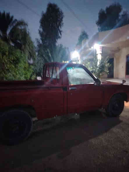 تيوتا موديل ٨٢ رقم بغداد اصفر سيارة جاهزه محرك كير اكسن تخم تاير باتري جديد دينمة سلف  كله جديد جاهزة سيارة ورثه صاحبها متوفي متعهد حكومة وعشائر السعر ٢٠ بيها مجال. مكاني ابو غريب   هاتف*********** 
***********
