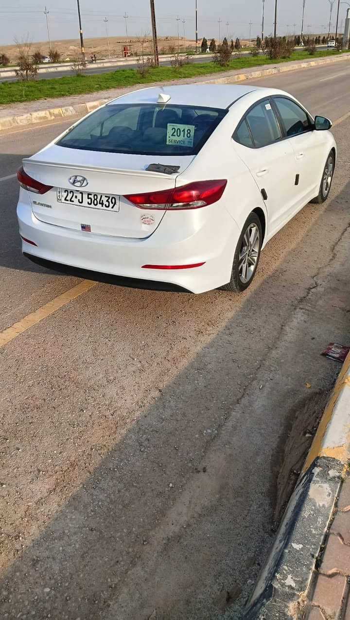 سلام عليكم 
سيارة النترا 2018 
السعر 135 وبيها مجال بسيط
وارد امريكي 
مكينة 20 دوش شرط شركة
كير at
نقطة عميه مري
تشغيل عن بعد
تحكمة استيرن
سيارة ماشية 106 mi
سياره فول عده اسلايت
الحادث امريكي امبدل. باب اصلي نفس اللون جاملخ شبر صبغ فقط  مع الحادث وبوند ربع صبغ بدون معجون بدون دواخل ايرباكات سليمة
تايرات جديدة ويل جديد حدادية شرط
سيارة بسمي رقم اربيل مسطرة 
سيارة مال بيت
الرقم ***********
مكلفة بنشر
