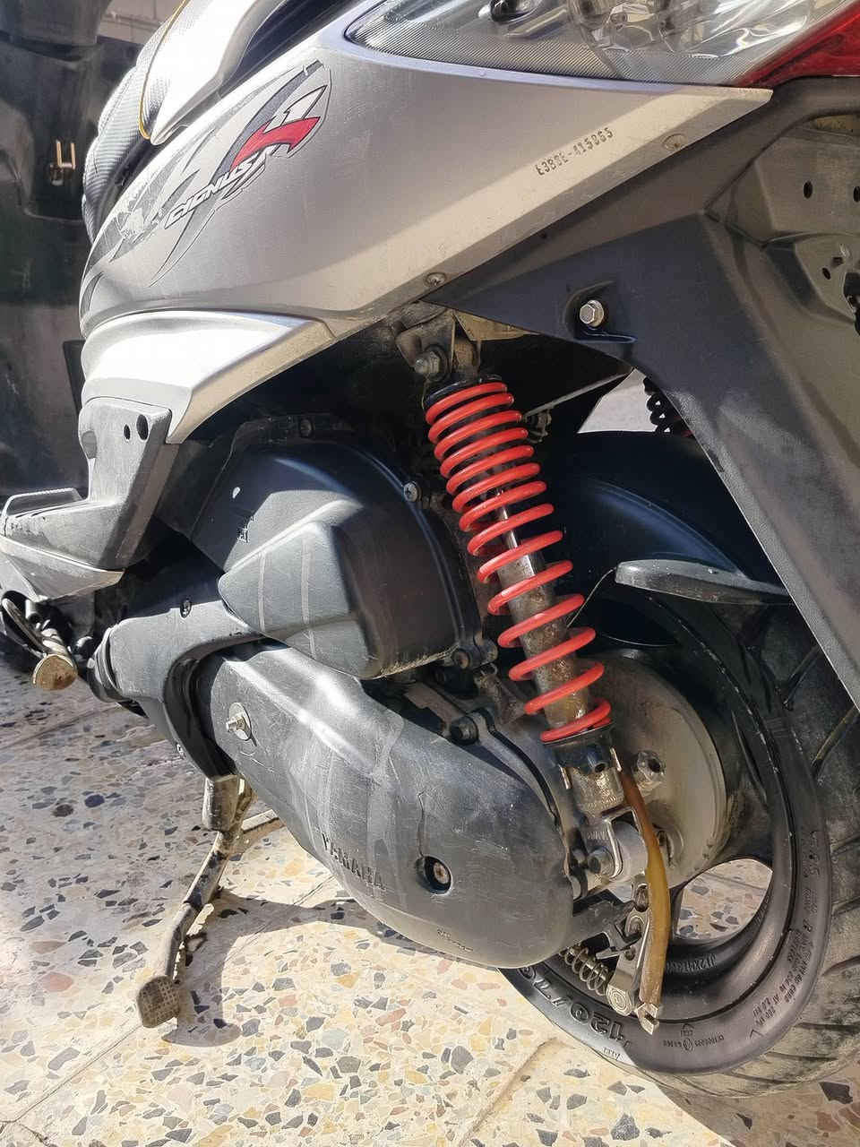 السلام عليكم
سكنس للبيع نوزل الدراجه نظيفه مال رمبه كهربائيات الكل شغال 
الدراجه مامتعوبه السعر 900بيها مجال بغداد مدينه الصدر 
رقم الهاتف ***********
