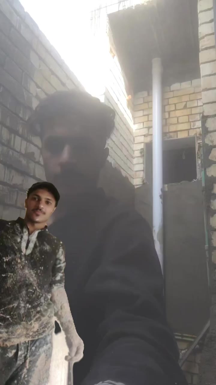 السلام عليكم لباخ متفرغ حاليا شغل درجه اولى واسعار مناسبه لبخ سغل جراره تشميع لبخ ونثر واجهيات يوجد واتساب اتصل وتدلل. كربلاء  ***********
