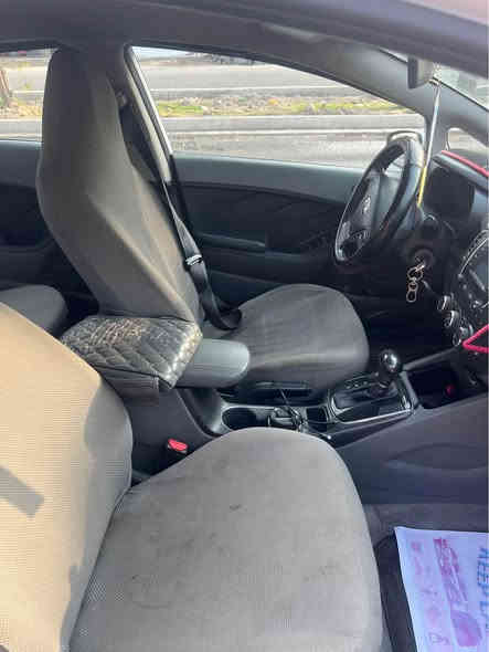 فورتي ٢٠١٧ محرك ٢٠٠٠ حادثها نص جاملغ وباب الصدر 
الصدر تعبان مالتها بأسمي شخصيا عنواني ابي غريب شارع الزيتون ***********
سعرها ١٢٥ بغداد
