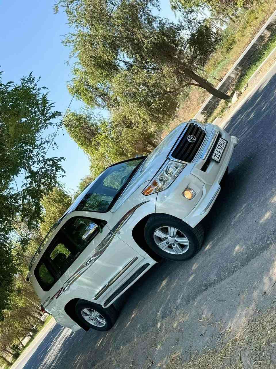 السلام عليكم
لاندكروز موديل ٢٠١٠ رقم سليمانيه بأسمي تخم تاير حداديه جديده
مكينه كير تظيفه مابيها اي نقص مكفوله عدا البارد الي مأشر بالأصفر وقليل بالتكمه صبغ بالأحمر مو حادث السياره نظيفه جداً ماتخسر عليها فلس ماشيه ٢٩٠ المكان كربلاء السعر ٢٨٠ $ قابل للتفاوض الأتصال على الرقم *********** او *********** واتس اب موجود
