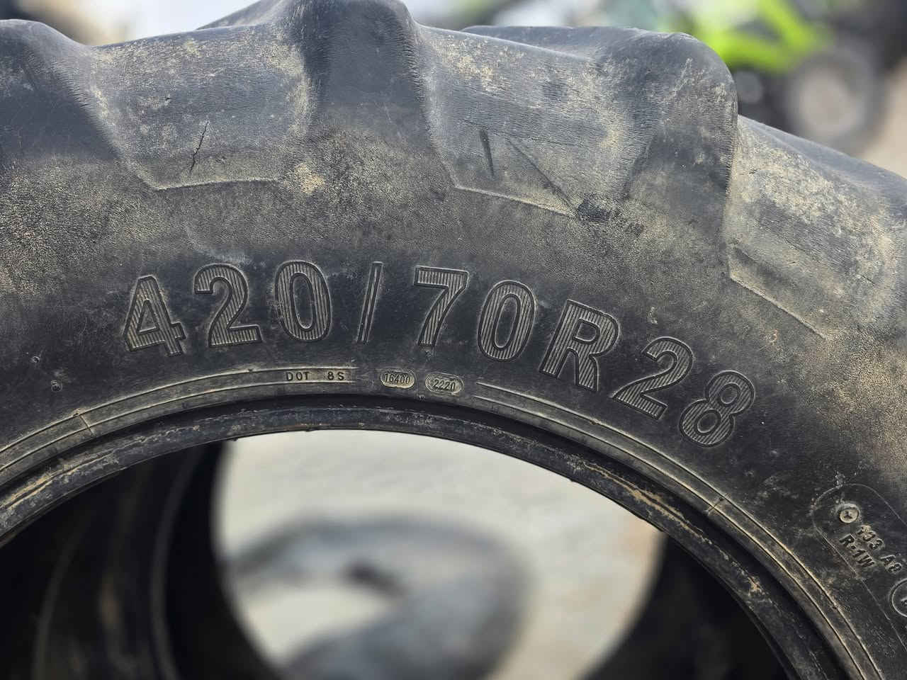 سلام عليكم تايرات
حجم /28/70/420
تركي باصلس 
***********
***********
