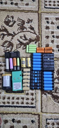 ٥٢ بطارية • بطاريات جديدة • مع شاحن