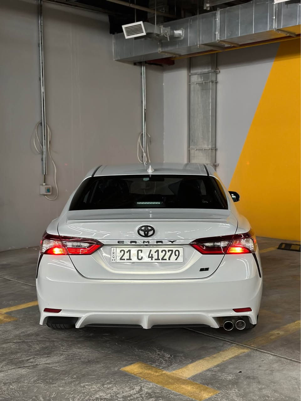 تۆیۆتا کامری 2023 مواسەفات SE ڕەنگی سمۆک
تەنها ‎‏24mil ڕۆیشتووە وەک سفر وایە
کوشن کارەبای  + ڕاداری خەتی جادە
ڕاداری مەصافەی سەیارە 
و‎بۆیاخی ٢ پارچە دووبەی و ٣ پارچە کلێری ئەمریکایە 
بێ ئێرباگ  و بێ ناوگرتن وە پێشو و پشتی
و‎کەپسە و بەشەرتی گێڕ و مەکینە  ١جێ pdr هەیە

سعر : لە کۆمێنت داوای بکە ڕاستەوخۆ بۆت دێت 🤖 

سەیارەکە زۆرجوان و نمونەیە
سەیارەکە هیچ گڵۆپێکی داشبوڵی دانەگیرساوە 
سەیارەکە هیچ خەلەلێکی
سەنەوی تا 2029 تازەیە

ژمارەی خاوەنەکەی 
*********** السليمانية, العراق
