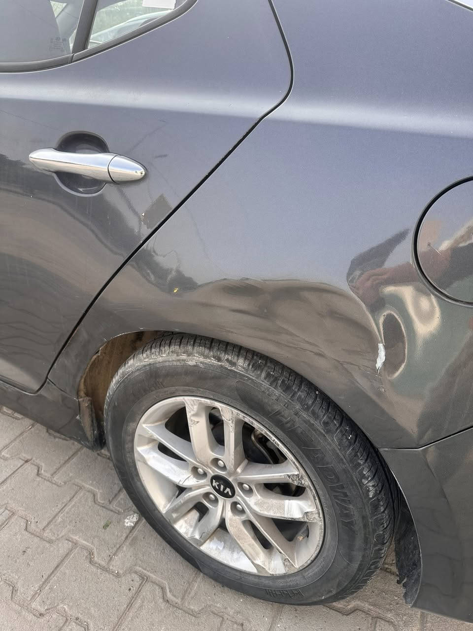 اوبتما خليجي 2016 جديدة حيل بيها صبغ تقريبا 4 لو 5 قطع بدون دواخل بدون بجم قبق جنطة وجاملغ خلفي سطحي جديدة ومناقصها برغي

مستعجل على البيع بسمي بسعر 110 وبيها مجال

بسعر امريكي وماكو هلسعر بكل العراق الخليجي

مكاني نجف ***********
