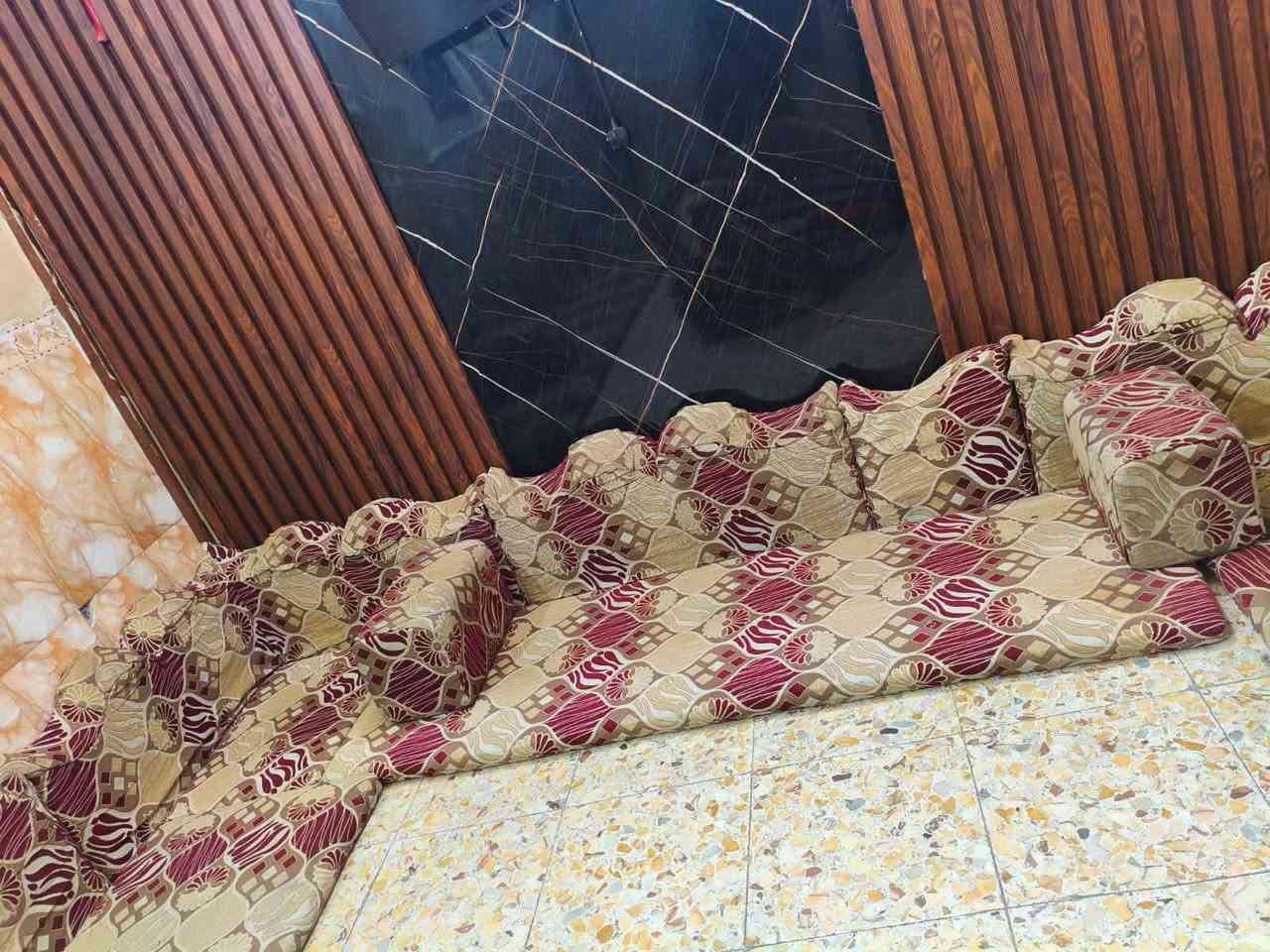 سلام عليكم
جلسة للبيع ١٤ نفر ب٣٠٠ الف دينار... المراسلة عل الخاص


**إذا كنت صاحب هذا الإعلان وتريد حذفه لأي سبب، رجاءا أرسل رسالة إلى الدعم الفني**