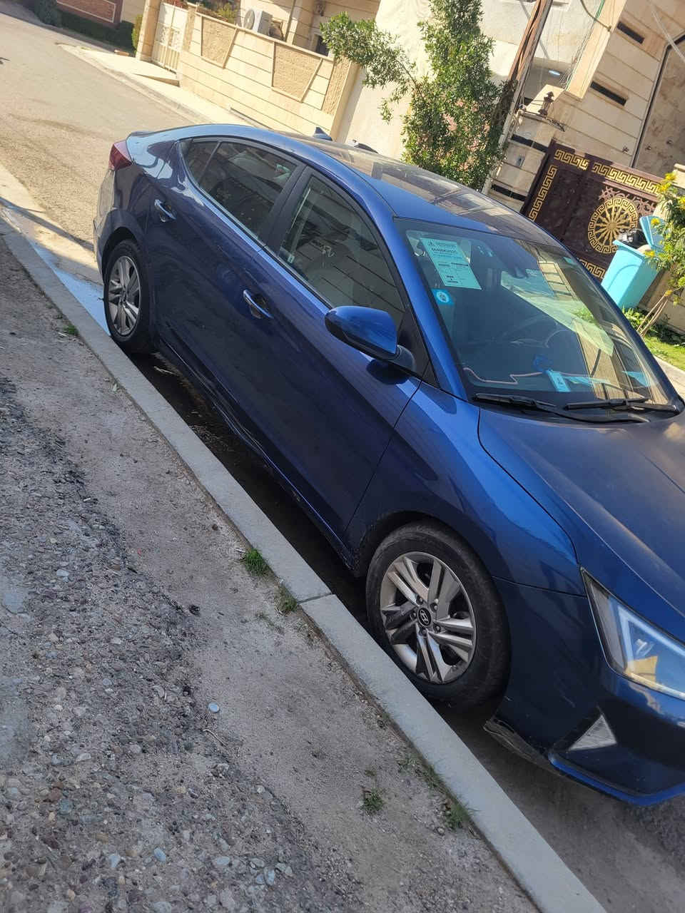 النترا 2019
محرك 2000 دوش
كير اي تي المرغوب
ماشية 50 ميل 
مكان سيارة بغداد السيدية
سعر 142
بيه ضربه بالدوسه ما مصلحه بأسمي تحويل مباشر 
حادث الصور بالمنشور رقم هاتف ***********
