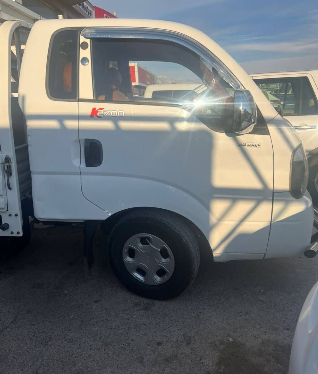 كيا 2700 بدون صبغ 2014 باسمي رقم دهوك سعره 128 ورقة ومجال بسيط عنوان دهوك سيميل  *********** شيخان, نينوى
