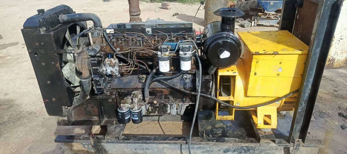 للبيع بيركس 6سلندر سوبر توليد 105كيفي شغال لا صرف ولا بخار السعر 27وبي مجال المكان  ديالى ناحيه العضيم للاستفسار ***********
